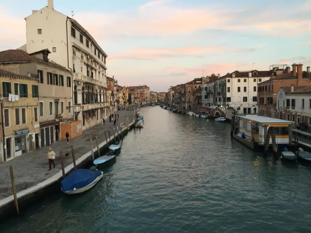Eagle'S Nest Venice Guest House