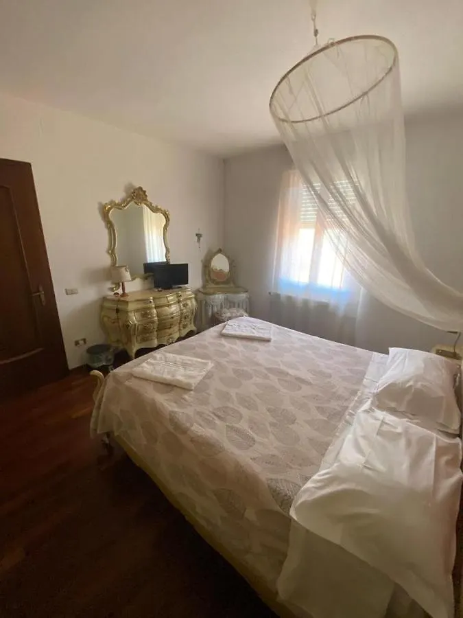 Eagle'S Nest Venice Guest House 0*,  Italy